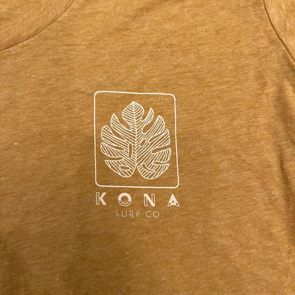 Small Kona Surf tshirt - Picture 4 of 4
